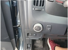 Vehicle Thumb #11
