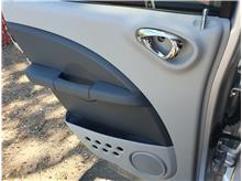 Vehicle Thumb #20