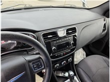 Vehicle Thumb #12