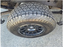 Vehicle Thumb #25