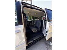 Vehicle Thumb #7