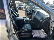 Vehicle Thumb #16