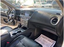 Vehicle Thumb #17