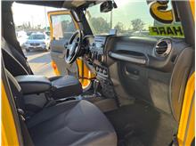 Vehicle Thumb #15