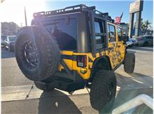 Vehicle Thumb #6