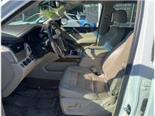Vehicle Thumb #9