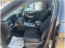 Vehicle Thumb #9