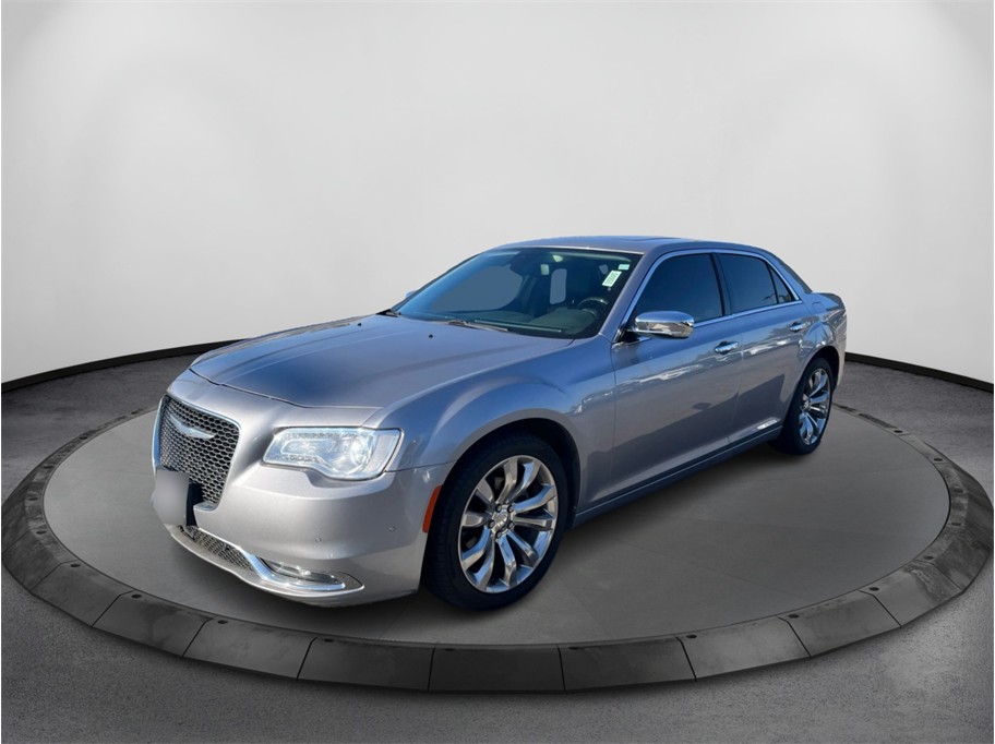 2017 Chrysler 300 C's photo