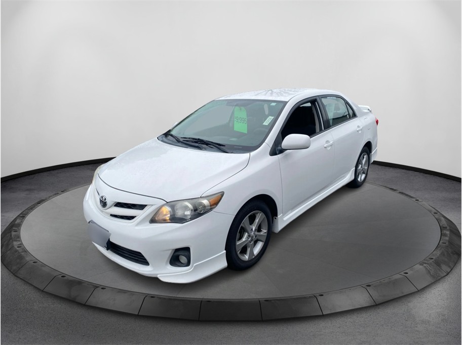 2011 Toyota Corolla S's photo