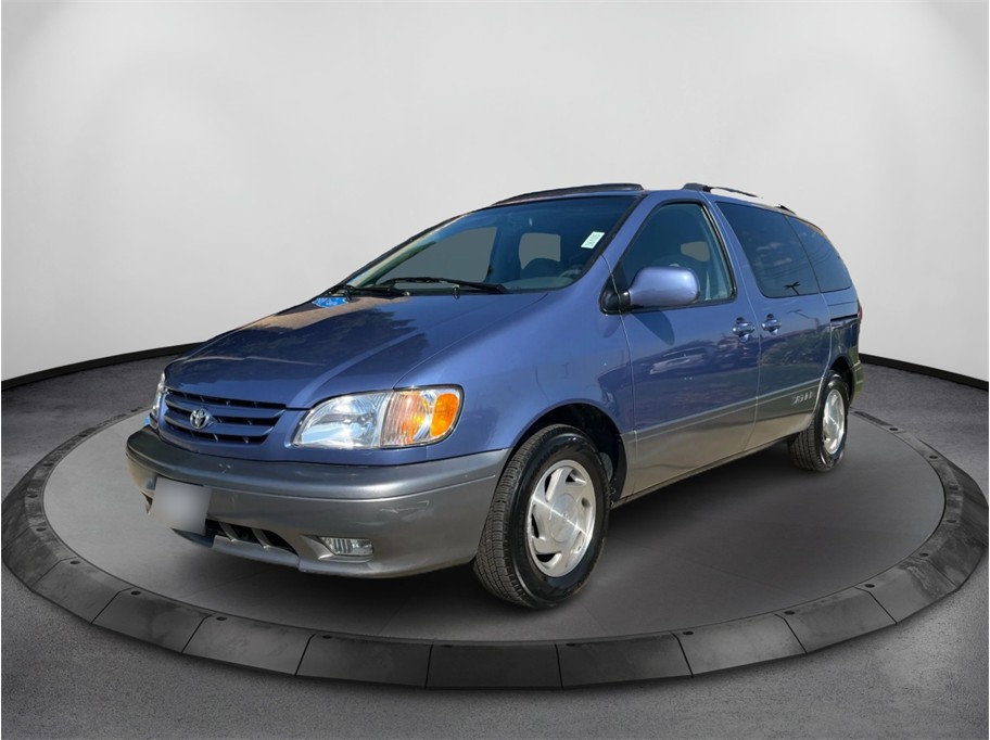 2001 Toyota Sienna XLE