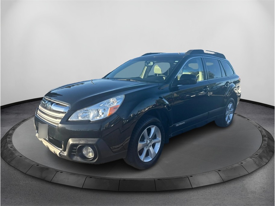 2013 Subaru Outback Limited's photo