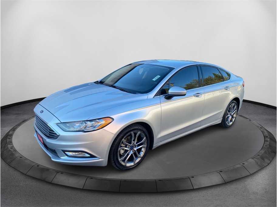 2017 Ford Fusion S's photo