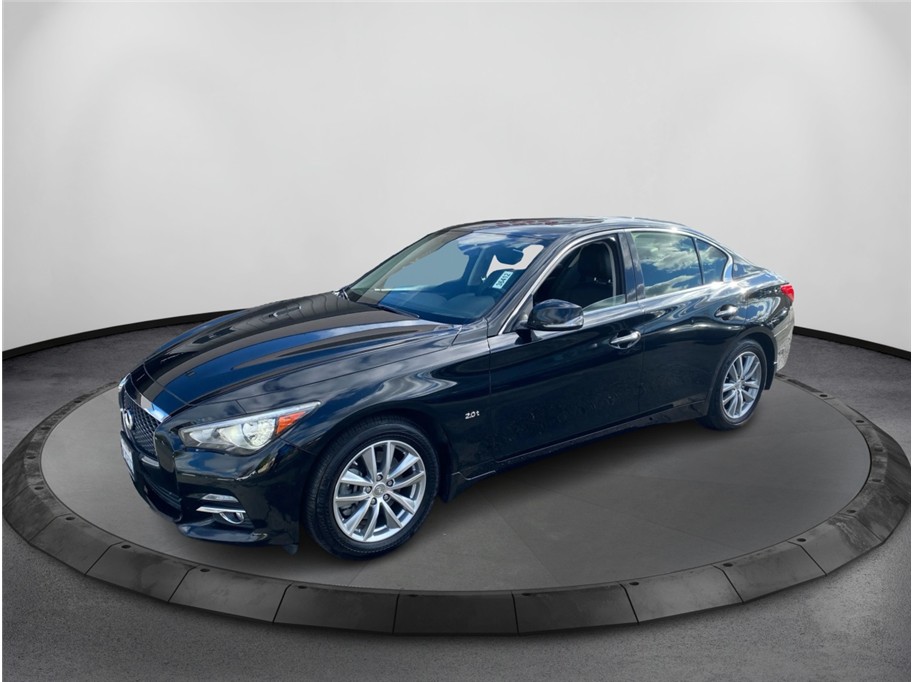2017 INFINITI Q50
