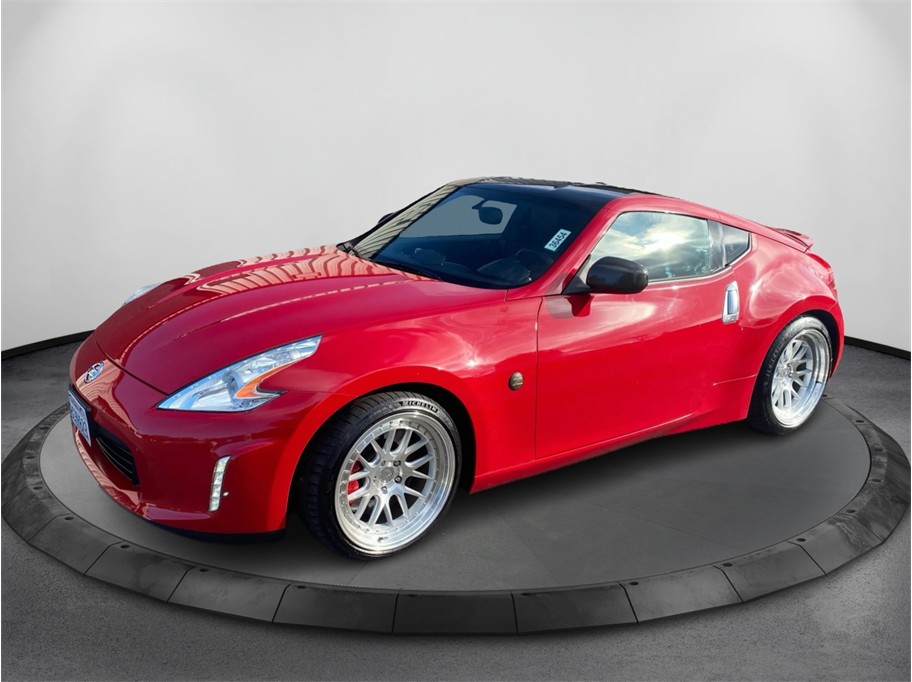 2014 Nissan 370Z Coupe Touring's photo