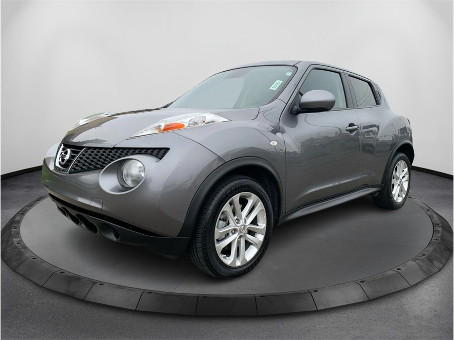 2013 Nissan JUKE SV's photo