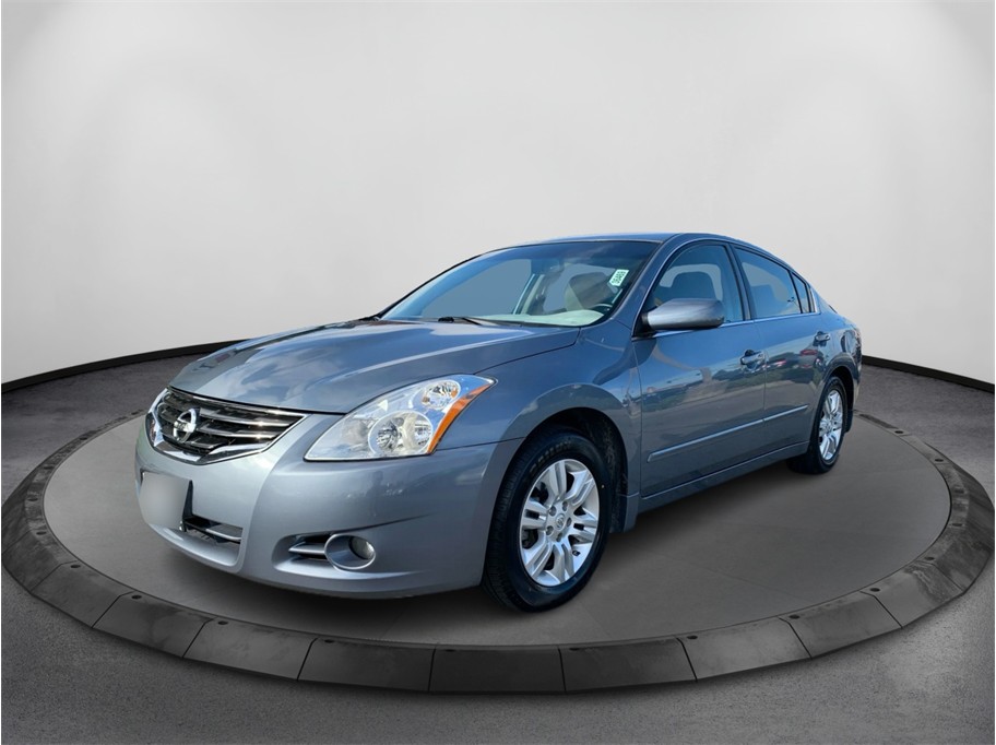 2012 Nissan Altima S's photo