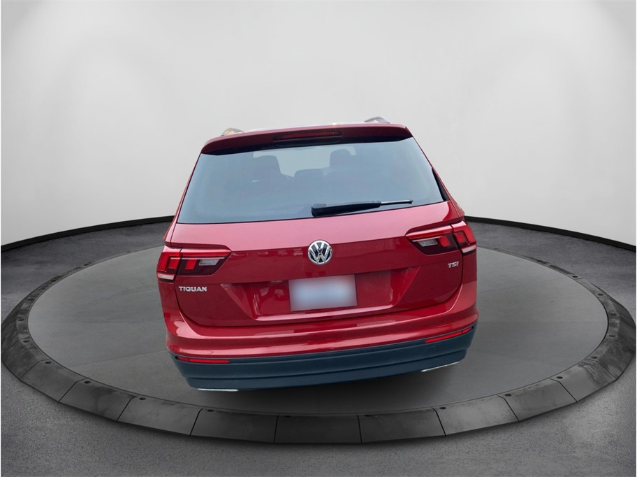 2018 Volkswagen Tiguan S - Photo 6