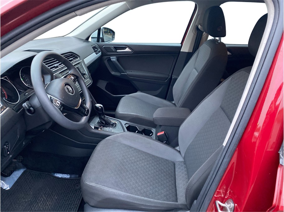 2018 Volkswagen Tiguan S - Photo 9