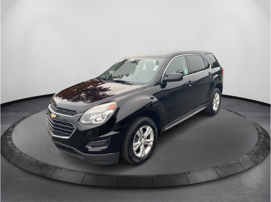 2017 Chevrolet Equinox LS's photo