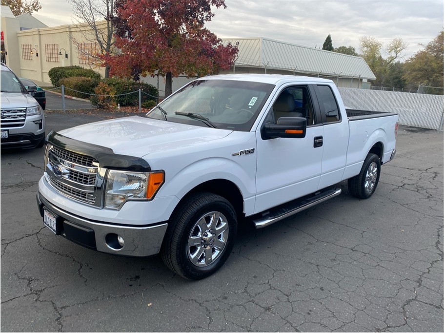 2013 Ford F-150 XLT's photo