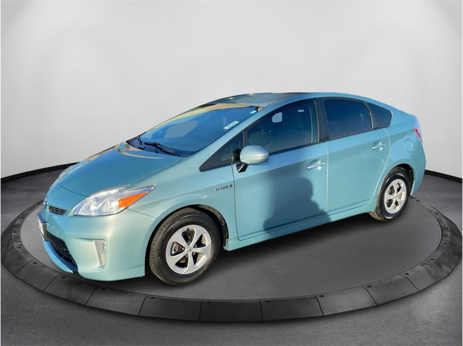 2013 Toyota Prius Base's photo