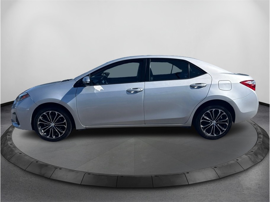 2016 Toyota Corolla S Plus - Photo 8