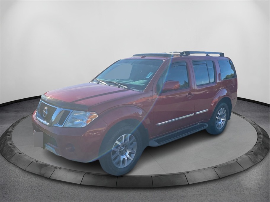 2011 Nissan Pathfinder LE