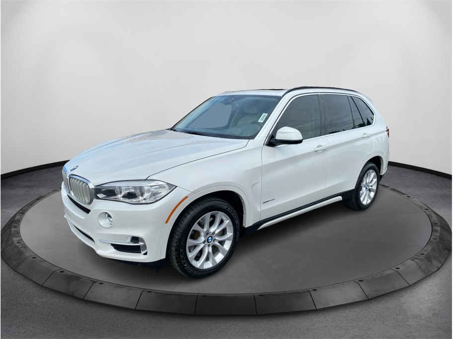 2015 BMW X5 xDrive50i's photo