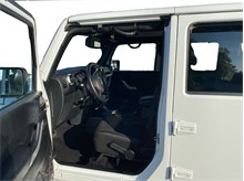 Vehicle Thumb #9