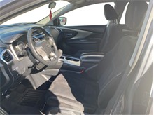 Vehicle Thumb #8
