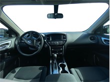 Vehicle Thumb #11