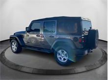 Vehicle Thumb #7