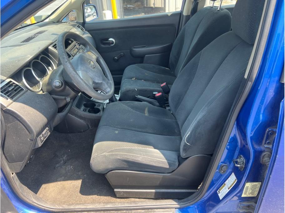 2010 Nissan Versa S - Photo 9