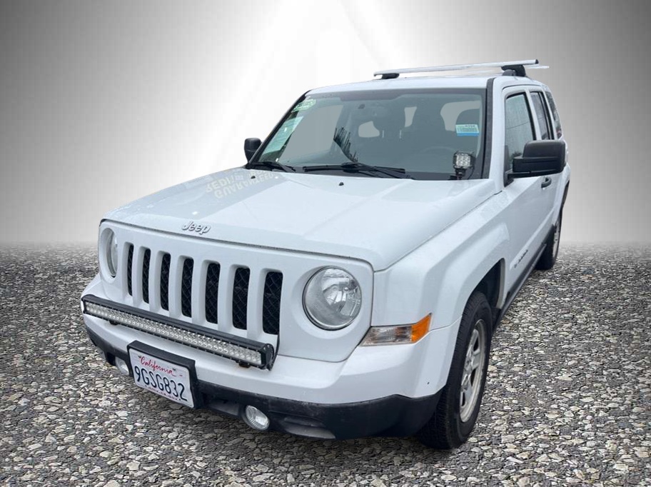 2016 Jeep Patriot Sport's photo
