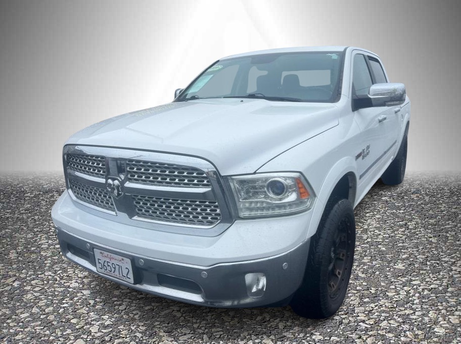 2017 RAM Ram 1500 Pickup Laramie's photo