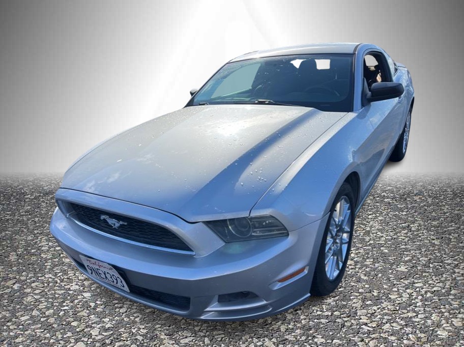 2013 Ford Mustang V6's photo