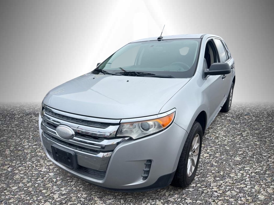 2013 Ford Edge SE's photo