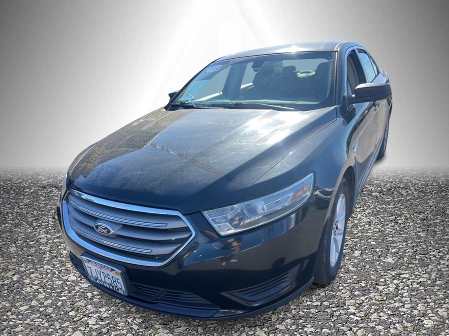 2014 Ford Taurus SE FWD's photo