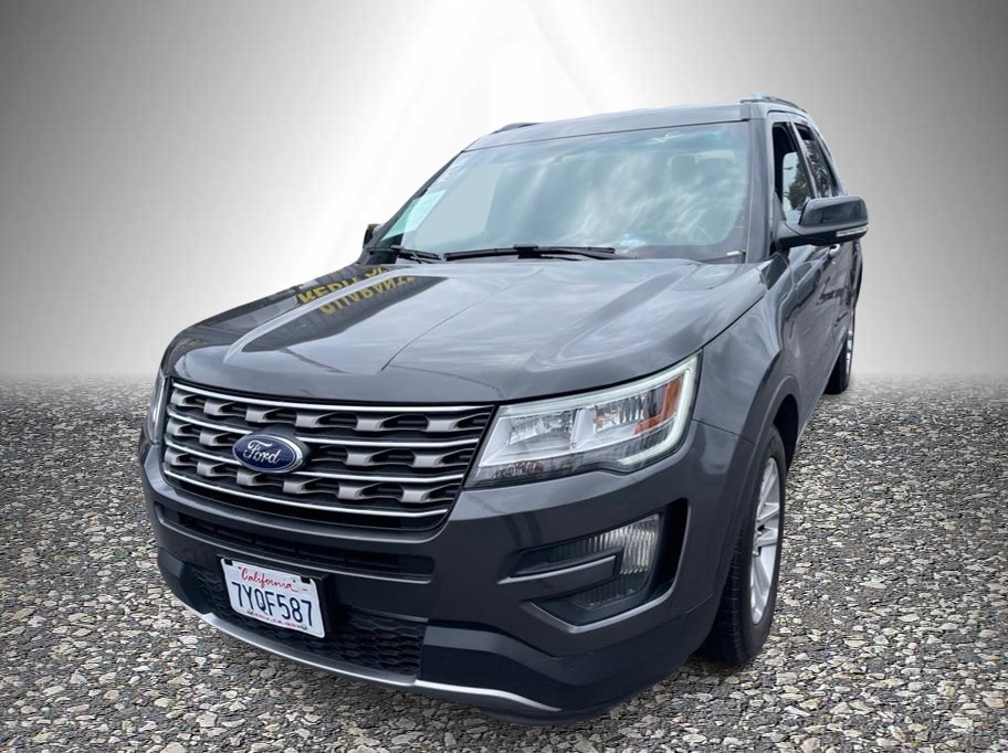 2016 Ford Explorer XLT FWD's photo