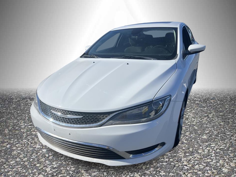 2016 Chrysler 200 Limited's photo