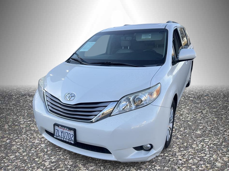 2015 Toyota Sienna XLE Premium