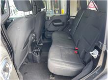 Vehicle Thumb #10