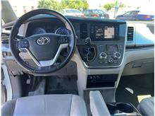 Vehicle Thumb #11