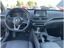 Vehicle Thumb #11