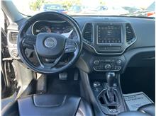 Vehicle Thumb #11