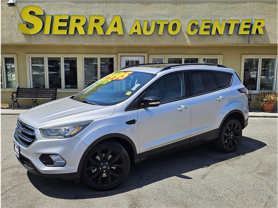 2017 Ford Escape from Sierra Auto Center Fowler