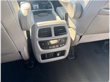 Vehicle Thumb #9