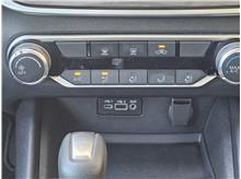 Vehicle Thumb #7