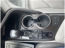 Vehicle Thumb #16