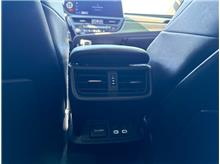 Vehicle Thumb #17